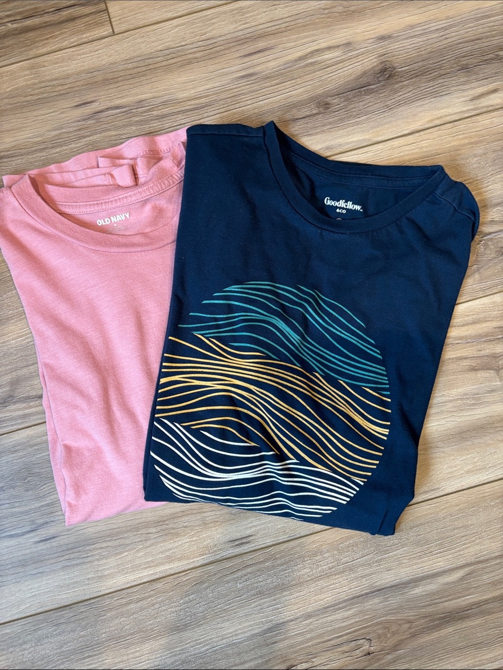 Old Navy Pink Tee & Goodfellow Navy Graphic Tee – mens